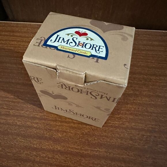 Stunning Jim Shore Russian Santa Figurine with Green and White Accents - Picture 3 of 6